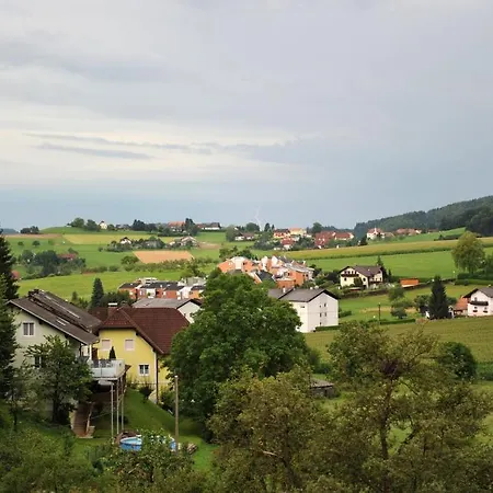 - Schusterbauer 3* Rein