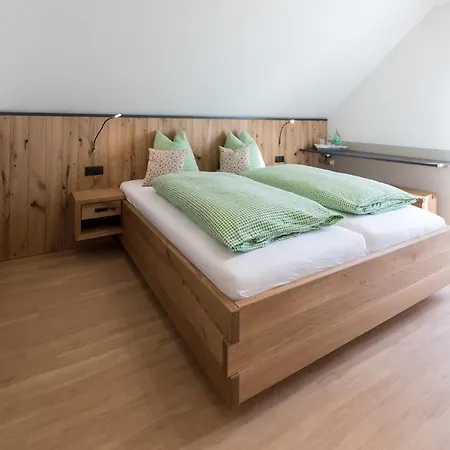 Guest house - Gaestehaus Schusterbauer