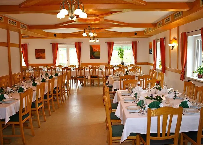 - Gaestehaus Schusterbauer 3* Rein