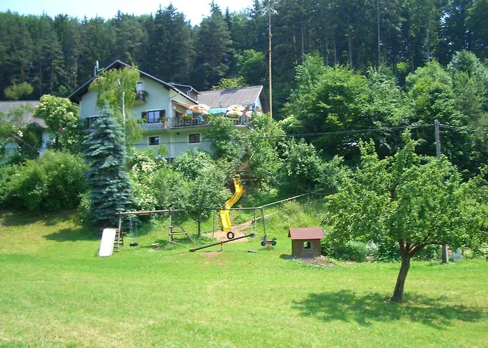 - Gaestehaus Schusterbauer Rein