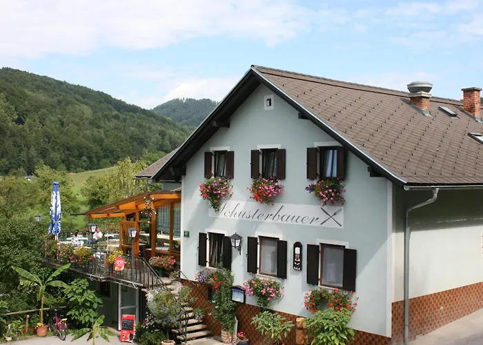 - Gaestehaus Schusterbauer 3*