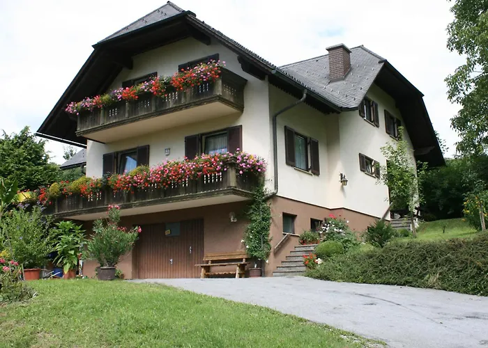 - Gaestehaus Schusterbauer