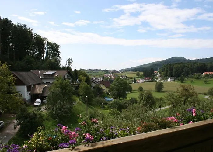 - Gaestehaus Schusterbauer Rein