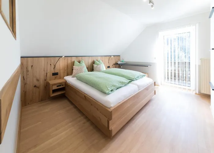 - Gaestehaus Schusterbauer Rein